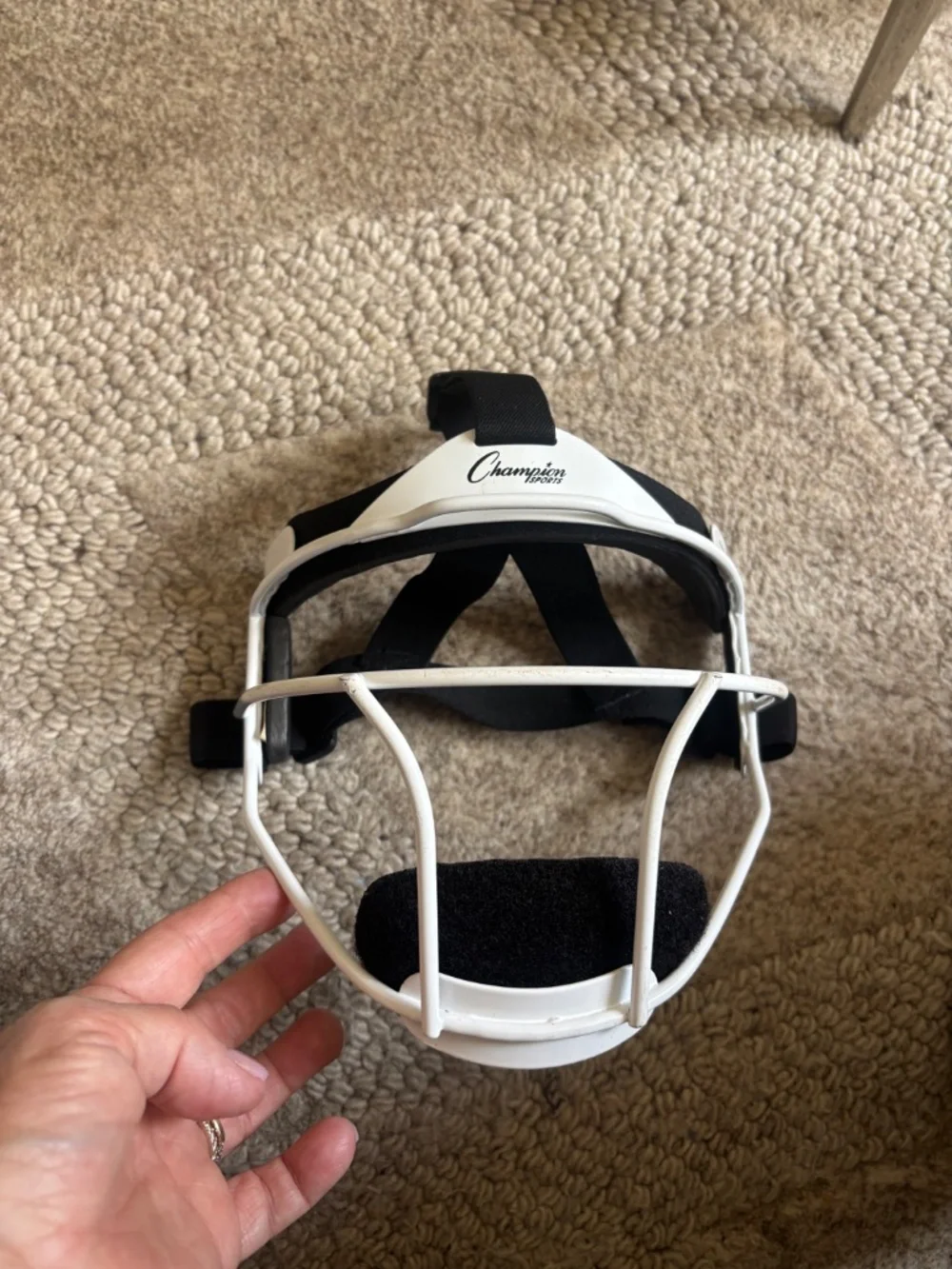 Champions women's softball Face-protecting mask
